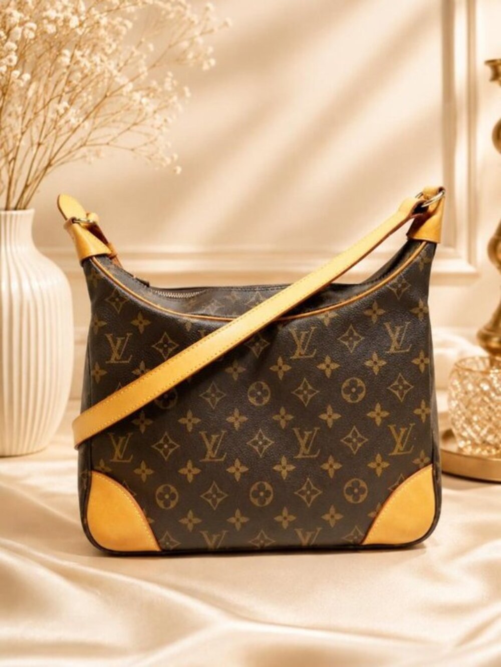 Authentic Louis Vuitton Boulogne 30 Monogram Canvas Shoulder Bag